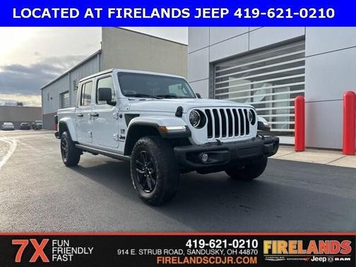 2023 Jeep Gladiator Sport