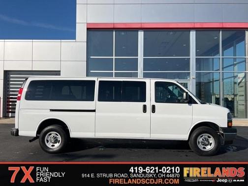 2024 Chevrolet Express 3500 LT