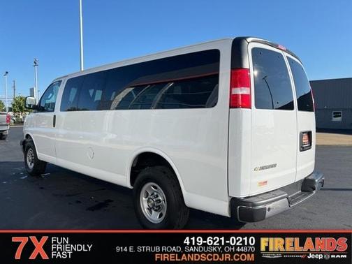 2024 Chevrolet Express 3500 LT