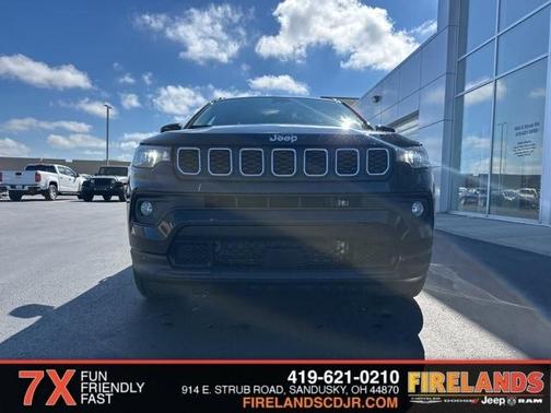2024 Jeep Compass Latitude Lux