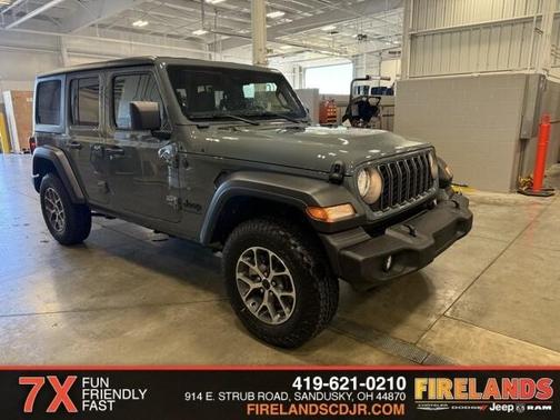 2025 Jeep Wrangler Sport