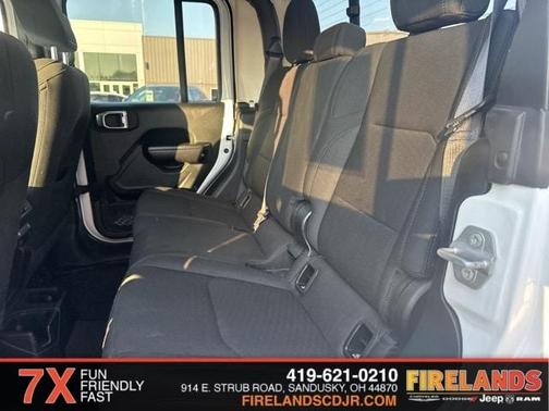 2021 Jeep Gladiator Sport