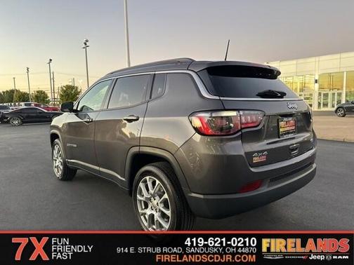 2022 Jeep Compass Latitude Lux