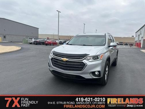 2021 Chevrolet Traverse LT Cloth