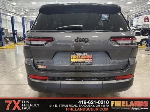 2025 Jeep Grand Cherokee L Laredo