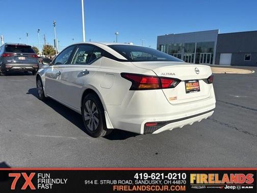 2025 Nissan Altima S