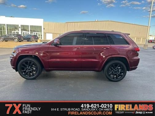 2022 Jeep Grand Cherokee WK Laredo