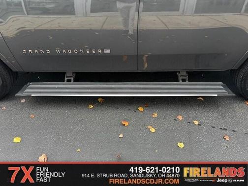 2022 Jeep Grand Wagoneer Series III