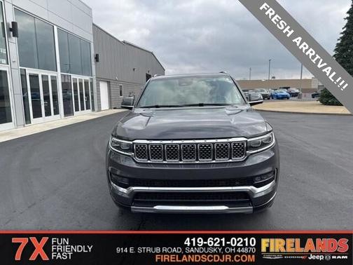 2022 Jeep Grand Wagoneer Series III