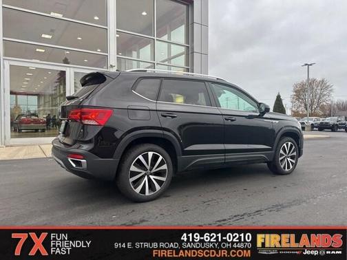 2024 Volkswagen Taos 1.5T SE