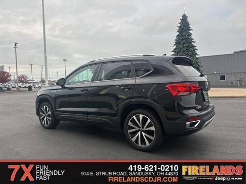 2024 Volkswagen Taos 1.5T SE