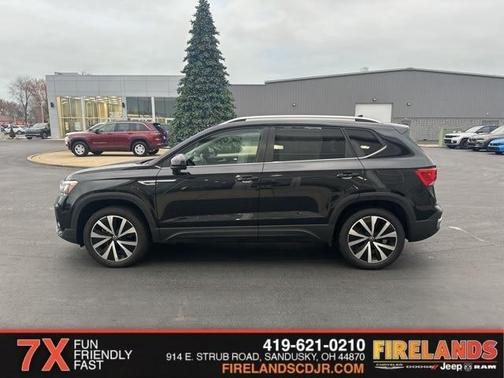 2024 Volkswagen Taos 1.5T SE