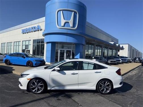 2019 Honda Civic Touring