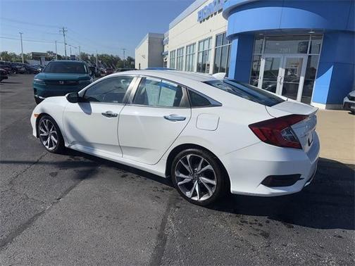 2019 Honda Civic Touring