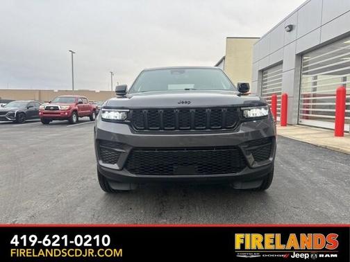 2024 Jeep Grand Cherokee Laredo