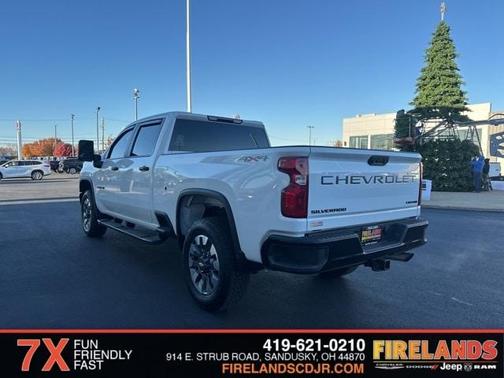 2022 Chevrolet Silverado 2500 Custom