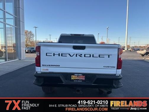 2022 Chevrolet Silverado 2500 Custom
