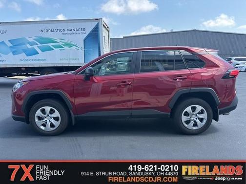 2022 Toyota RAV4 LE