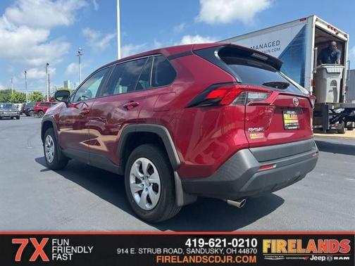 2022 Toyota RAV4 LE