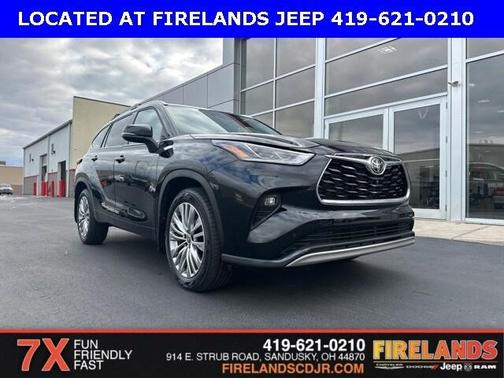 2023 Toyota Highlander L