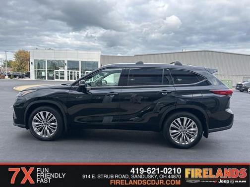 2023 Toyota Highlander L