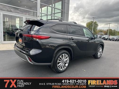 2023 Toyota Highlander L