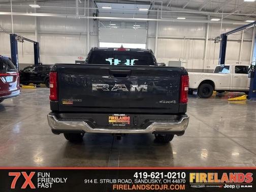2025 RAM 1500 Big Horn/Lone Star