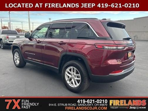 2024 Jeep Grand Cherokee Laredo