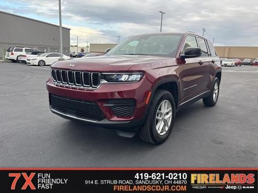 2024 Jeep Grand Cherokee Laredo
