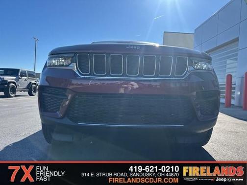 2024 Jeep Grand Cherokee Laredo