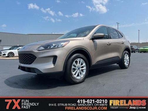 2020 Ford Escape SE