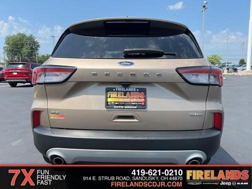 2020 Ford Escape SE