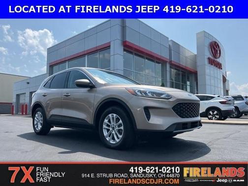 2020 Ford Escape SE