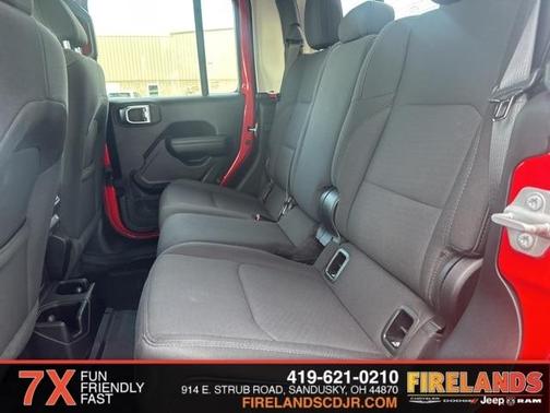 2022 Jeep Gladiator Sport