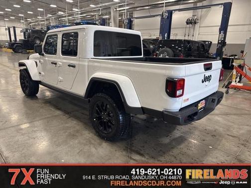 2025 Jeep Gladiator Sport