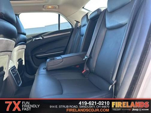 2020 Chrysler 300 Touring