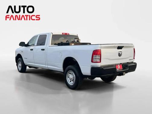 2022 RAM 2500 Tradesman Crew Cab 4x4 8' Box