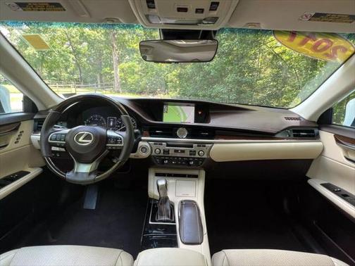 2017 Lexus ES 350 Base