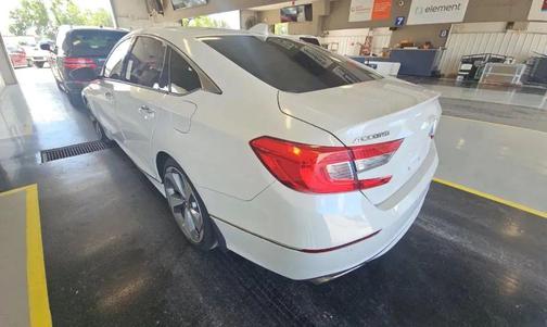 White Orchid Pearl 2018 Honda Accord Touring 2.0T