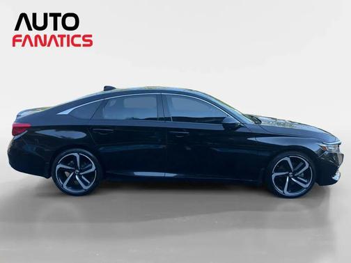 Crystal Black Pearl 2022 Honda Accord Sport 2.0T
