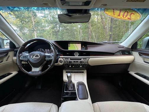 2017 Lexus ES 350 Base