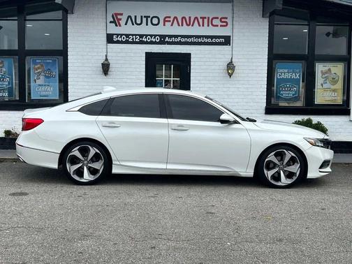 White Orchid Pearl 2018 Honda Accord Touring 2.0T