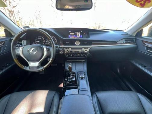 2015 Lexus ES 350 Crafted Line