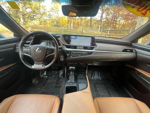 2019 Lexus ES 350 Base