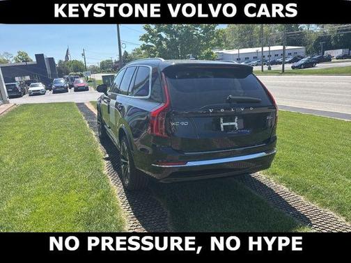 Onyx Black 2026 Volvo XC90 B5 Plus 7-Seater