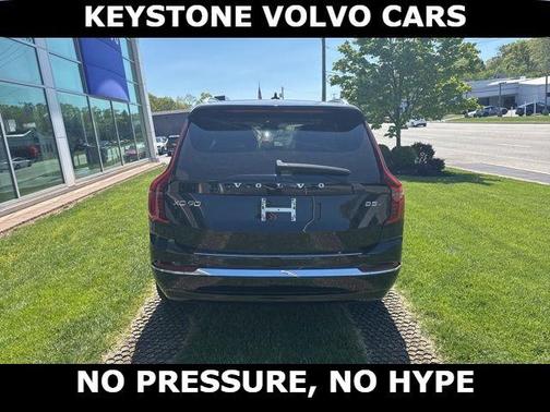 Onyx Black 2026 Volvo XC90 B5 Plus 7-Seater