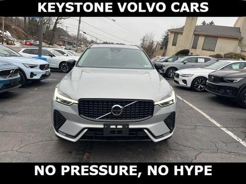 2025 Volvo XC60 B5 Plus