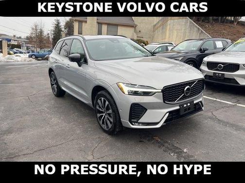 2025 Volvo XC60 B5 Plus