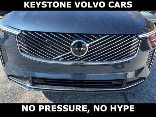 Denim Blue 2026 Volvo XC90 B6 Plus 7-Seater