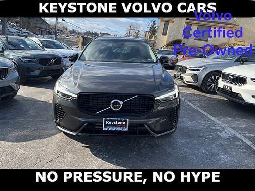 2025 Volvo XC60 Core
